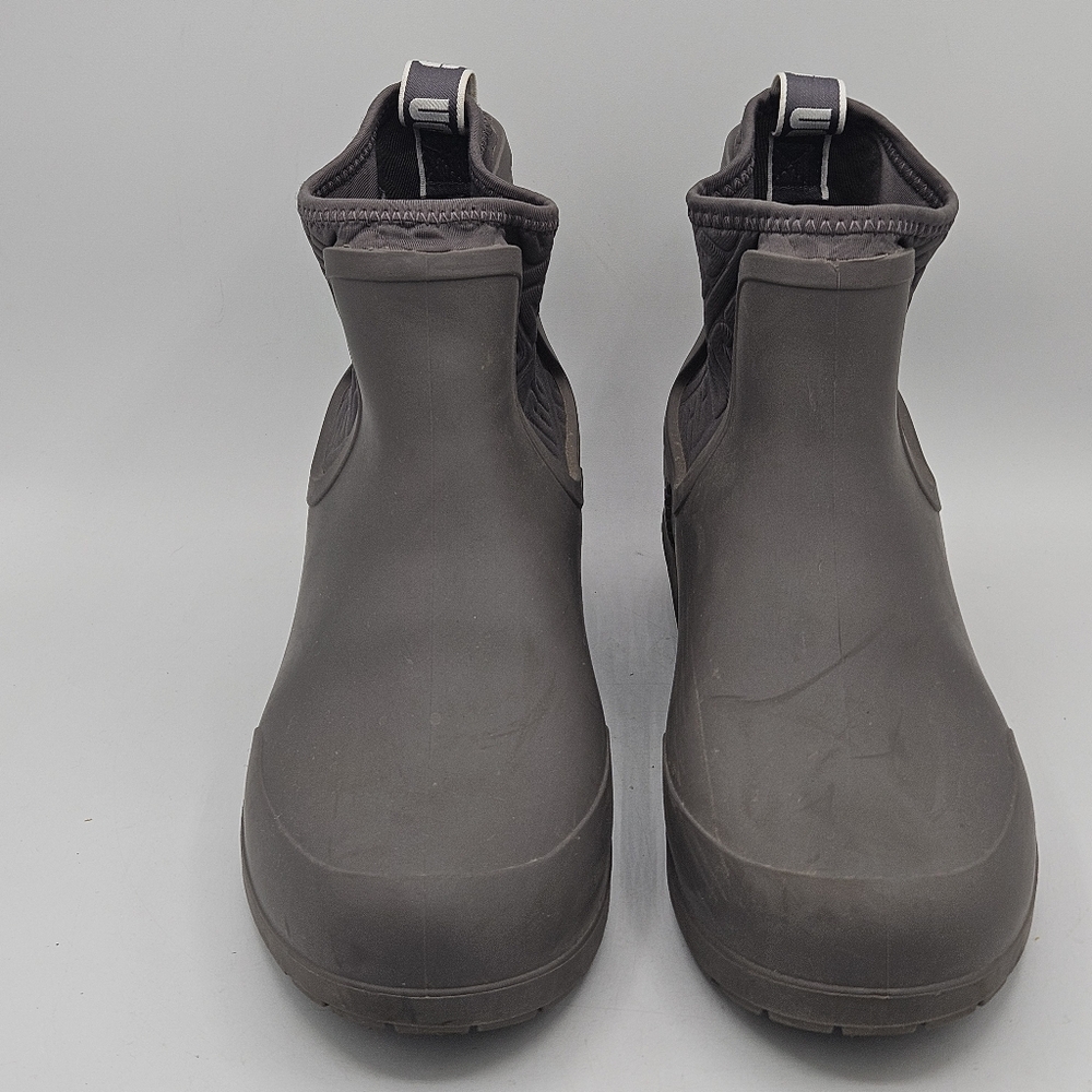 UGG Women's 9 Chevonne Rain/Snow Boot w/ Sheepskin Insoles in Charcoal - Picture 4 of 14